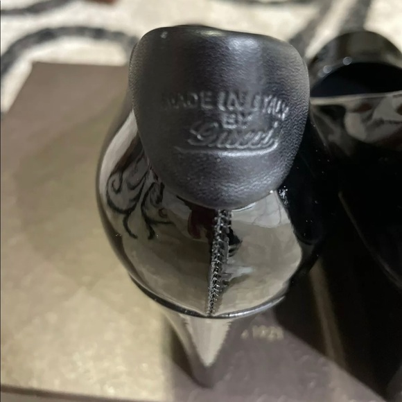 Gucci Black Round Toe Patent Leather Wedges - Size Women's 38.5 Authenticated! - Picture 4 of 10